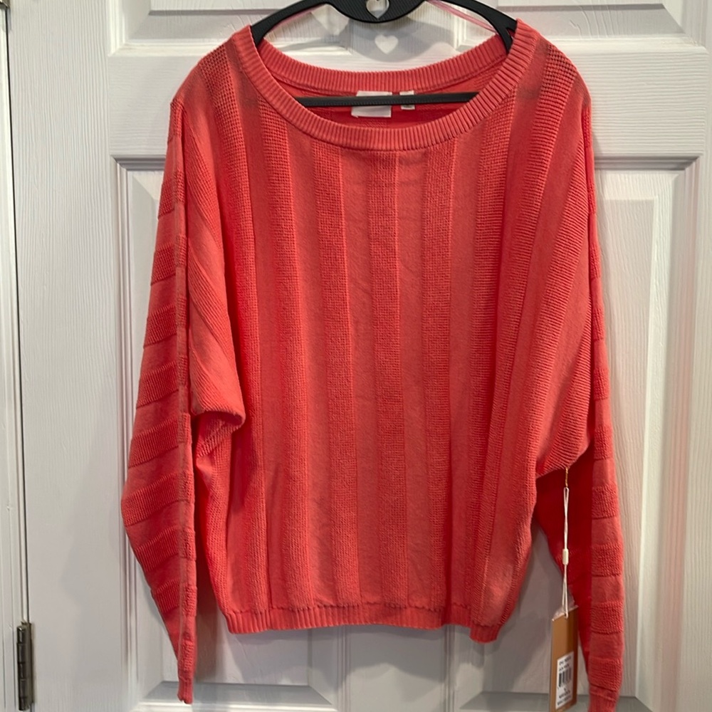 NWT Cyrus Light weight sweater